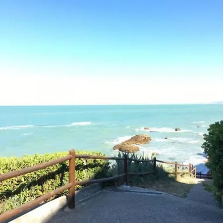 Dom wakacyjny Casa Elegante In Riva Al Mare Vasto