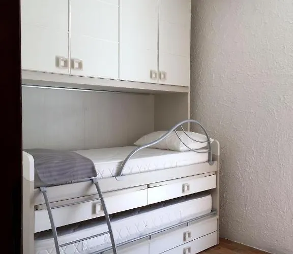 Casa Elegante In Riva Al Mare * ヴァスト