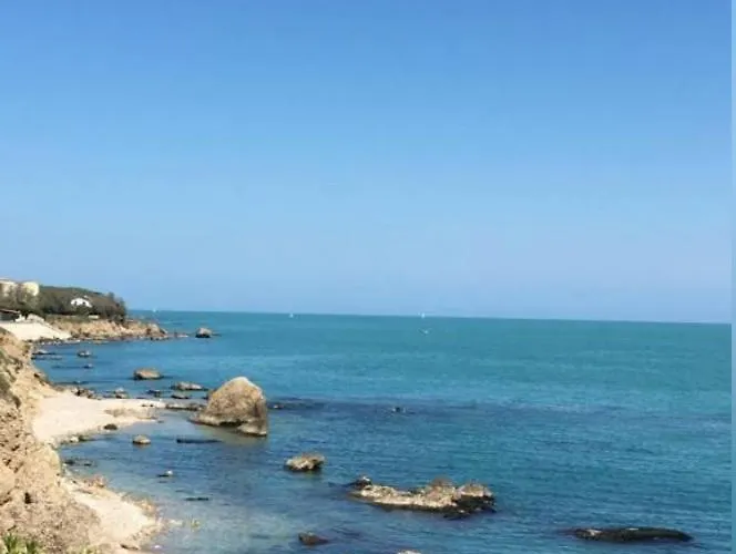 Casa Elegante In Riva Al Mare * 바스토