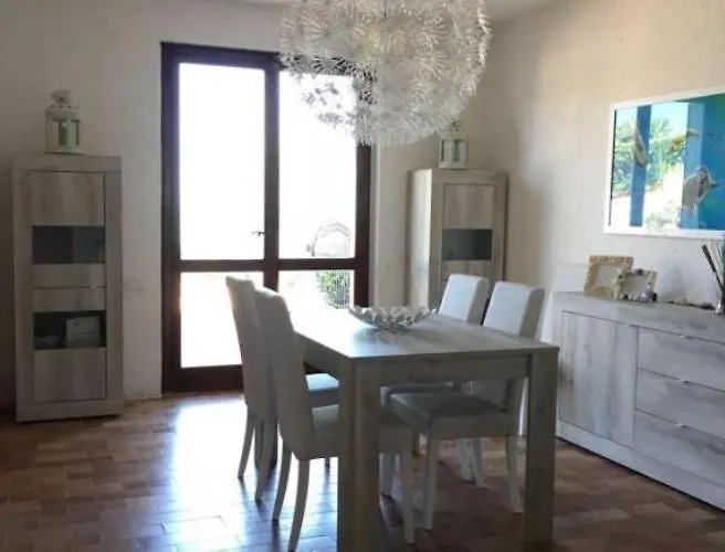 別荘 Casa Elegante In Riva Al Mare *